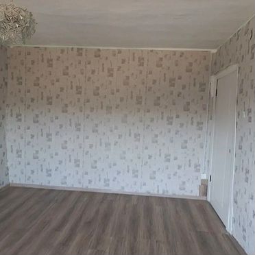 Доля: 2-к. квартира, 55,4 м², 2/2 эт.