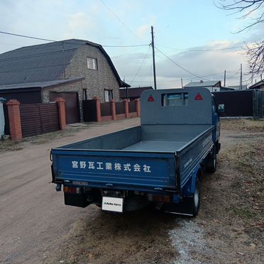 Бортовой Toyota ToyoAce, 1995