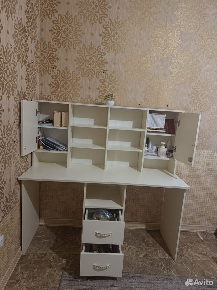 Письменный стол, Махачкала