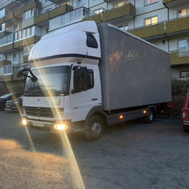Тентованный грузовик 47 м³ Mercedes-Benz Atego 816, 2010