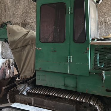 Гусеничный экскаватор Kubota KH90, 1994