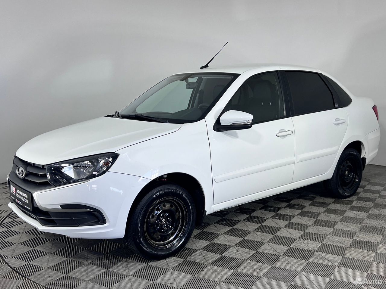 ВАЗ (LADA) Granta 1.6 MT, 2022, 140 613 км